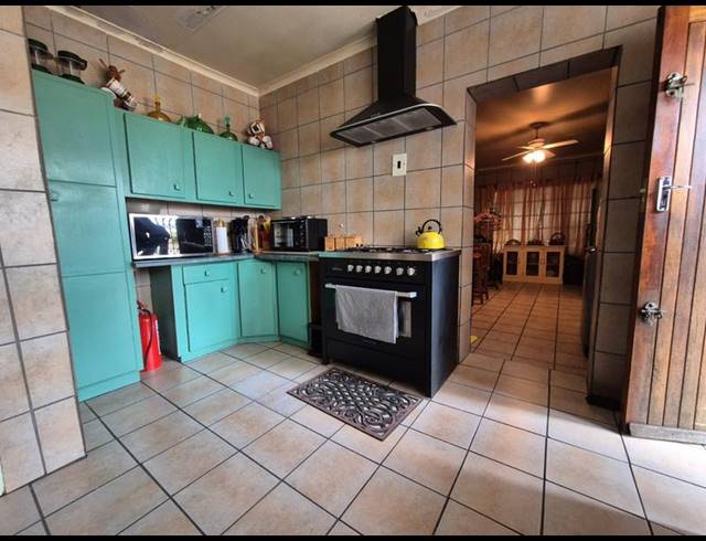 3 BEDROOM HOUSE FOR SALE IN BRACKENDOWNS